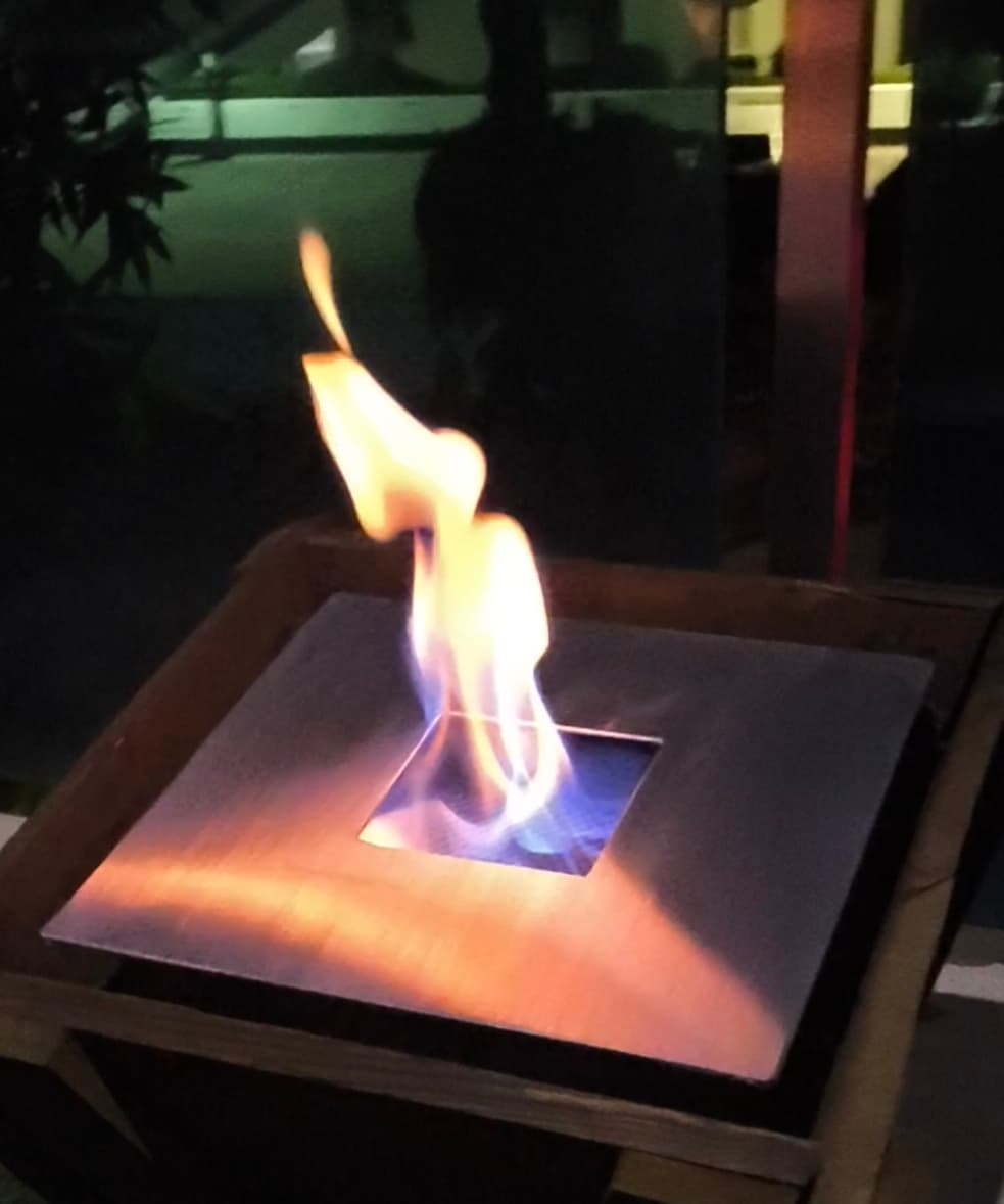 Cuadrado colocado encendido 5jpeg